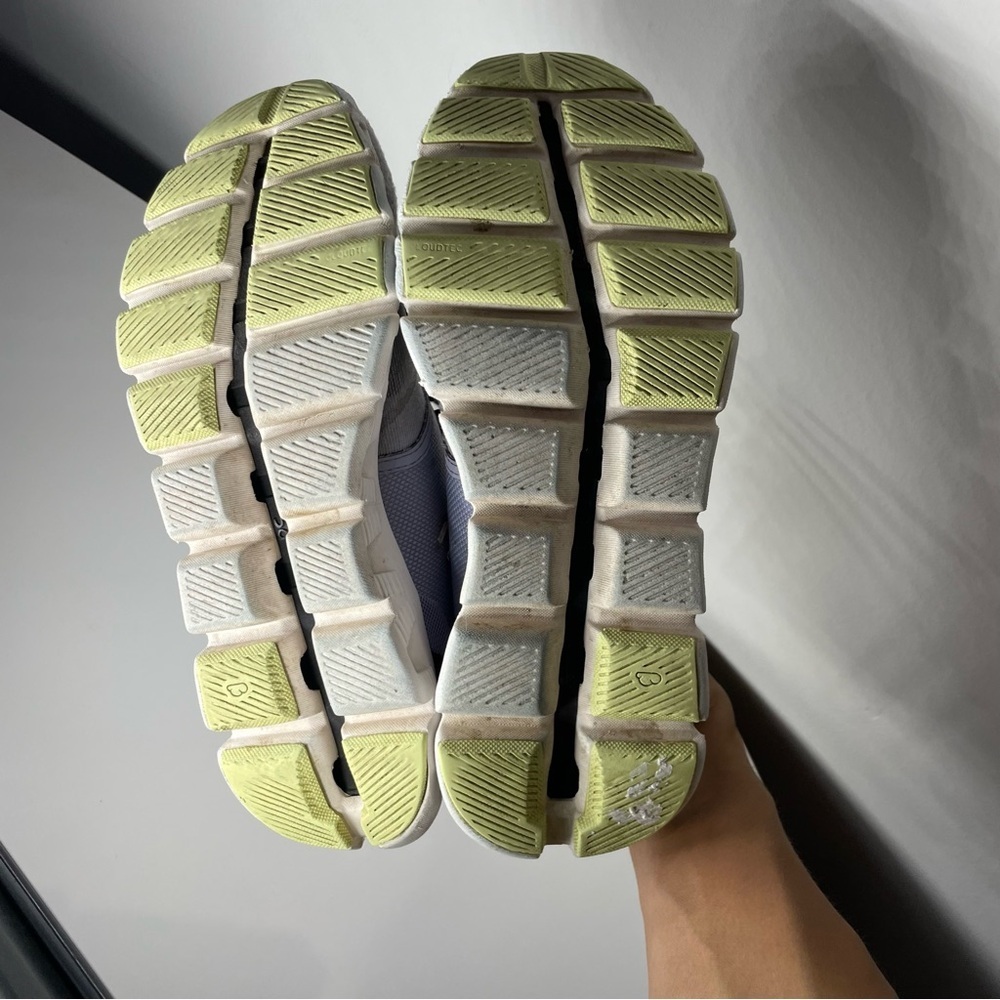 On Running Women's lavender and White Sneakers - Picture 6 of 7